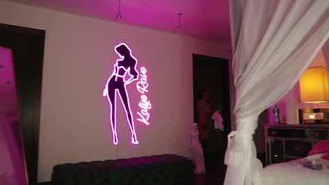 Snapshot of katyerave chatting on November 14, 8:18 pm Katyerave online show from November 14, 8:18 pm