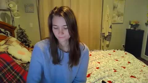 Snapshot of katynowhere chatting on December 10, 2:27 am Katy online show from December 10, 2:27 am