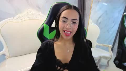 Snapshot of katyrider_a chatting on October 3, 1:30 pm katyrider_a online show from October 3, 1:30 pm