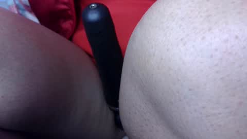  Khawit  online show from December 28, 2:01 am