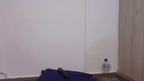  Khawit  online show from January 3, 10:52 am