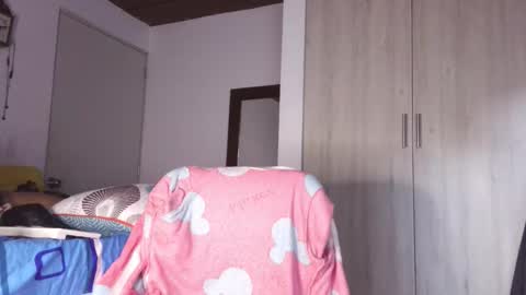  Khawit  online show from September 27, 8:30 am