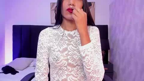 Kayla  online show from October 2, 11:50 am