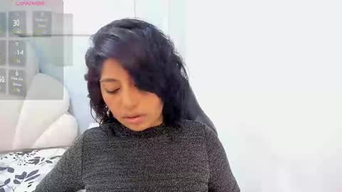 Snapshot of kaylachannell chatting on February 14, 11:42 pm kaylachannell online show from February 14, 11:42 pm