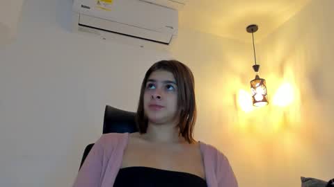 Snapshot of kaylajhonnes6 chatting on September 17, 12:07 pm K A Y L A online show from September 17, 12:07 pm