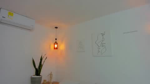 Snapshot of kaylajhonnes6 chatting on October 12, 12:48 pm K A Y L A online show from October 12, 12:48 pm