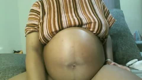 Snapshot of kaylanectah chatting on November 16, 2:00 pm kaylanectah online show from November 16, 2:00 pm