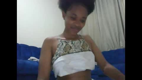 kaylar online show from November 29, 1:36 pm