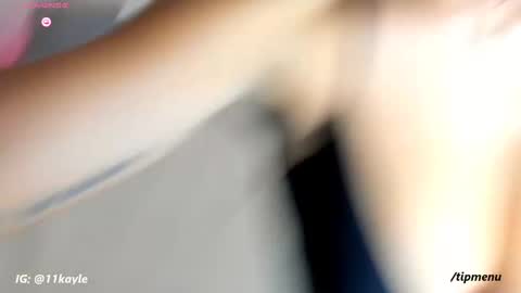 INSTAGRAM AND TW 11kayle online show from October 17, 12:58 am