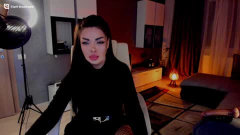 Snapshot of kaylee____77 chatting on December 11, 3:58 pm kaylee online show from December 11, 3:58 pm