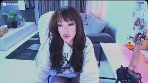 Snapshot of kaylee____77 chatting on October 21, 3:57 pm kaylee online show from October 21, 3:57 pm
