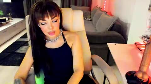 Snapshot of kaylee____77 chatting on November 5, 5:46 pm kaylee online show from November 5, 5:46 pm