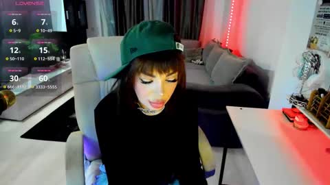 Snapshot of kaylee____77 chatting on November 14, 5:44 pm kaylee online show from November 14, 5:44 pm