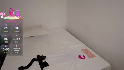 Snapshot of kayleesims_ chatting on February 22, 2:56 am Kaylee Sims online show from February 22, 2:56 am