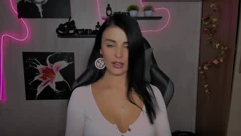 kayworl online show from December 8, 1:47 pm