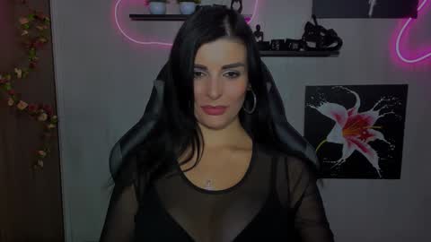 kayworl online show from December 10, 5:33 pm