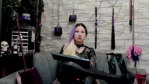 Miss Kazia online show from February 12, 12:38 am