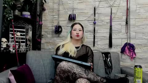 Miss Kazia online show from April 4, 12:53 am