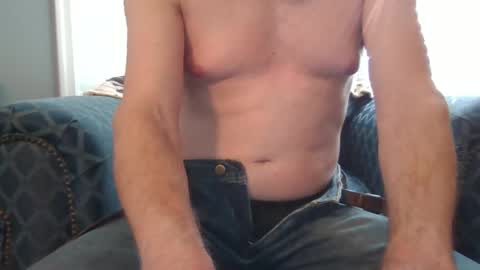 Snapshot of kcp6943 chatting on December 1, 6:19 pm kcp6943 online show from December 1, 6:19 pm