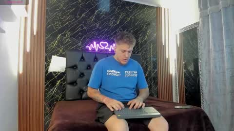 Keane online show from November 24, 12:38 pm