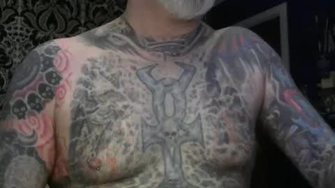 keeeeeeeeeeeeef online show from February 17, 5:43 pm