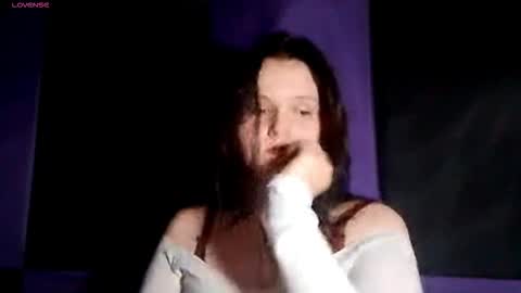 Lora online show from November 7, 2:06 pm