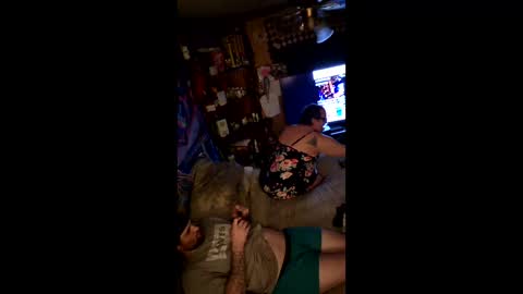 StwvoKeewee online show from January 19, 8:07 am