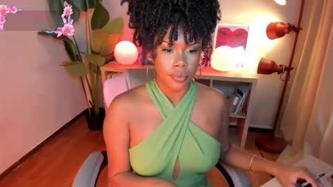 Kehlannis online show from March 18, 8:12 pm