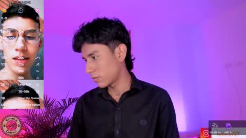 Snapshot of keiner_smith chatting on September 20, 2:34 am Alejandro Gonzalez online show from September 20, 2:34 am