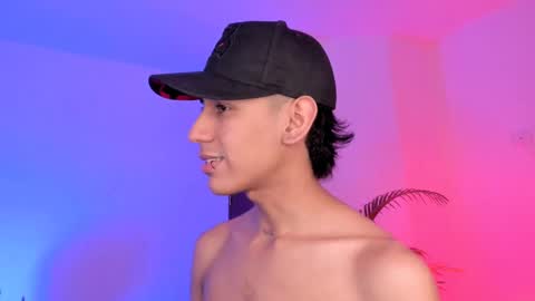 Snapshot of keiner_smith chatting on November 13, 7:24 pm Alejandro Gonzalez online show from November 13, 7:24 pm