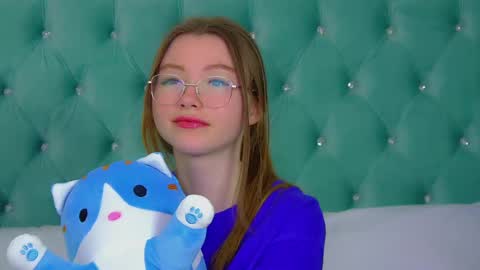 Keira online show from March 5, 9:48 pm