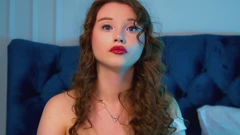 Snapshot of keiraace chatting on April 23, 6:32 pm Keira online show from April 23, 6:32 pm