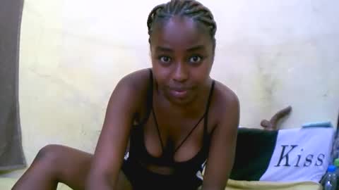 keisha759446 online show from November 19, 7:30 am