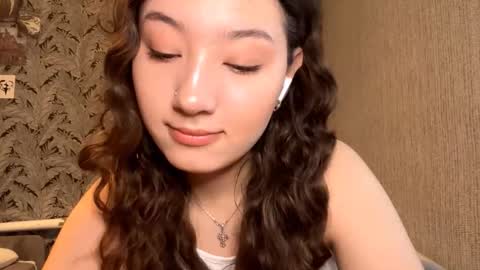 Snapshot of kelikurtulus chatting on September 12, 7:19 am Kely online show from September 12, 7:19 am