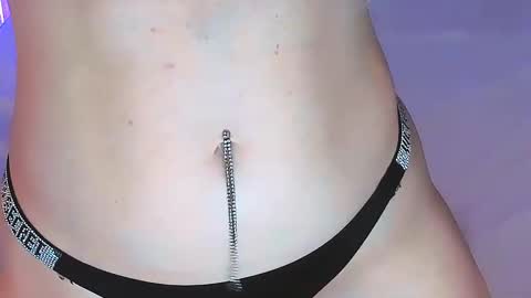 Snapshot of kellefox chatting on January 19, 11:01 am Linda online show from January 19, 11:01 am