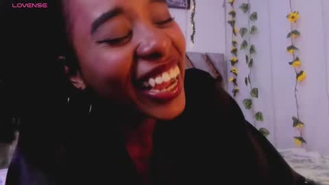 Snapshot of kelly__thomson chatting on January 30, 4:13 pm kelly__thomson online show from January 30, 4:13 pm