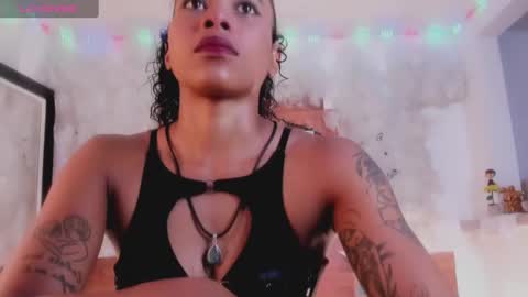 Snapshot of kelly__thomson chatting on February 1, 7:23 pm kelly__thomson online show from February 1, 7:23 pm