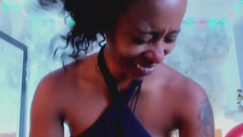 Snapshot of kelly__thomson chatting on February 27, 12:02 pm kelly__thomson online show from February 27, 12:02 pm