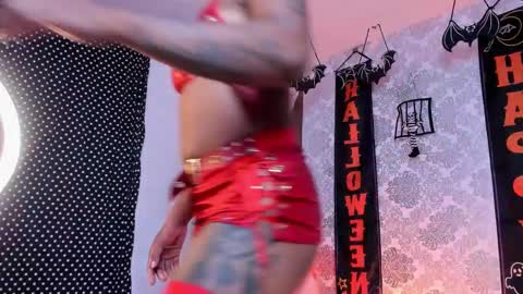 Snapshot of kelly__thomson chatting on October 25, 11:10 pm kelly__thomson online show from October 25, 11:10 pm