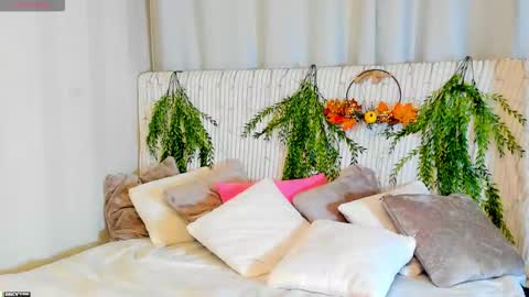 Sofia online show from October 30, 2:02 am