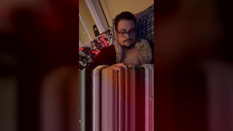 Snapshot of kellyann0209 chatting on December 20, 9:05 am jax and star online show from December 20, 9:05 am