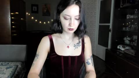 Snapshot of kellydark0111 chatting on January 24, 9:26 pm Mistress online show from January 24, 9:26 pm
