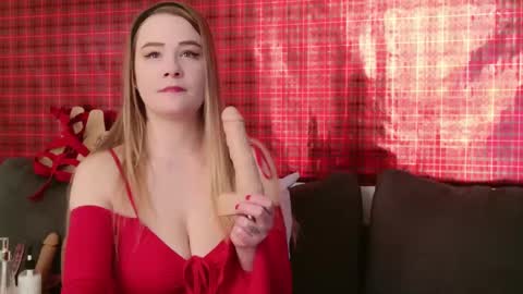 kellylynn76 online show from February 14, 6:40 pm