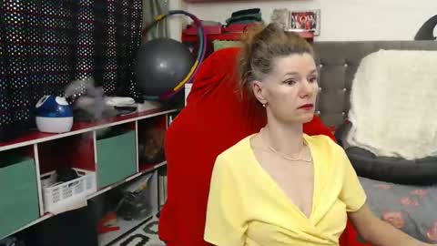 kelly online show from January 31, 7:39 am