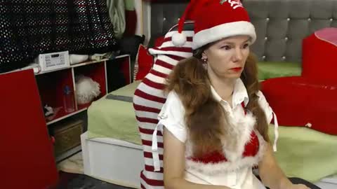 kelly online show from December 16, 11:10 pm