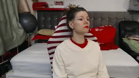 kelly online show from February 15, 6:32 am