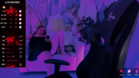 kelly online show from February 14, 3:05 pm