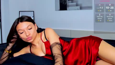 kellysmits online show from April 22, 10:50 am