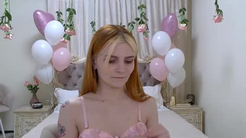 Kelly Stoneys online show from February 11, 9:14 pm