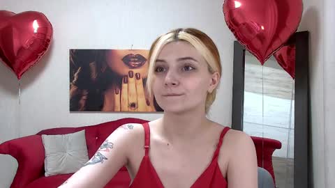 Kelly Stoneys online show from February 19, 11:57 pm